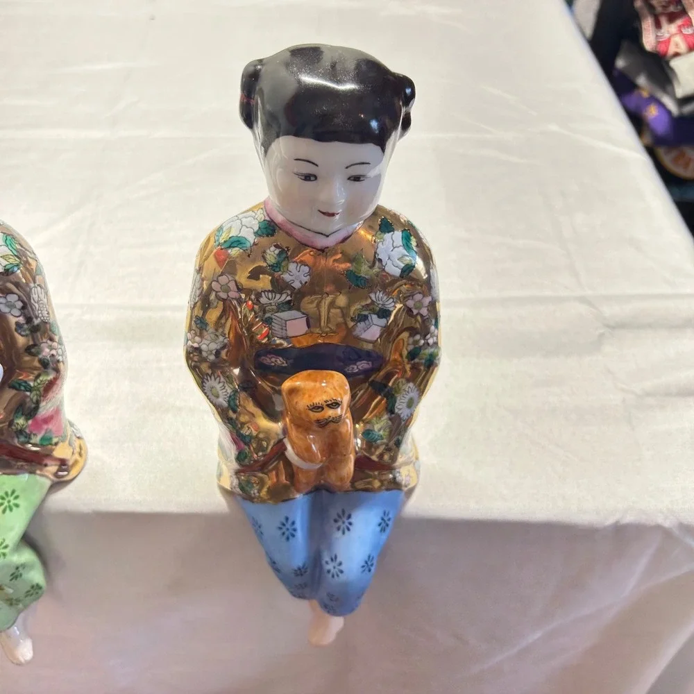 Vintage Chinese Porcelain Shelf Sitter Figurines Pair Gold Gilt Floral Decor